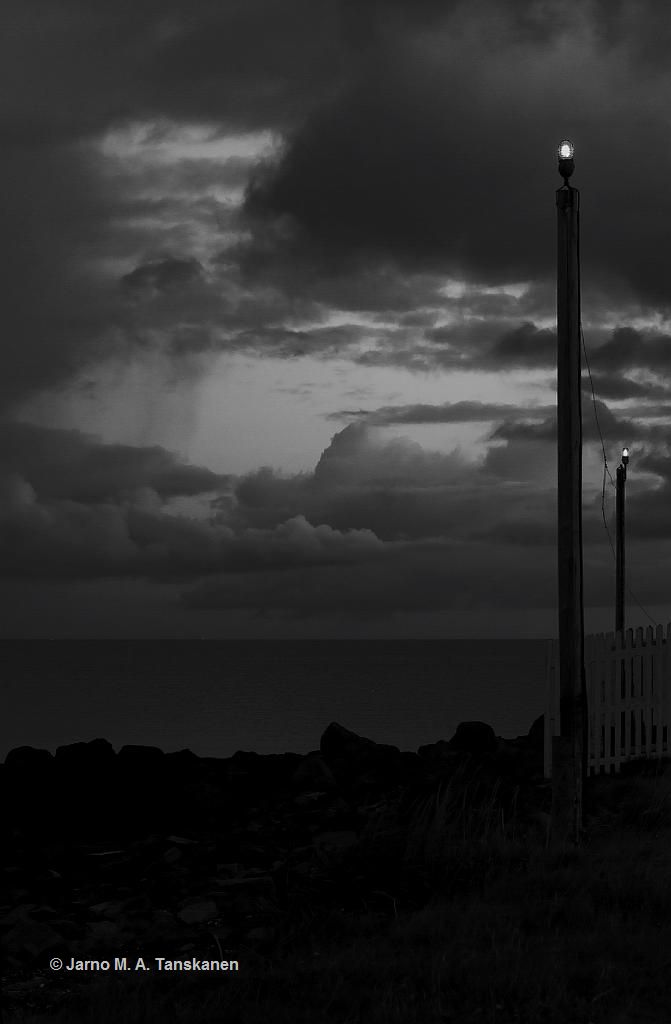 Reykjavik Antenna Lamps.jpg